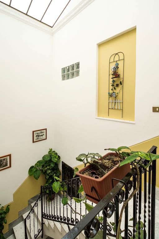 Attico Finocchiaro - Terrazza In Centro Wifi Free Apartamento